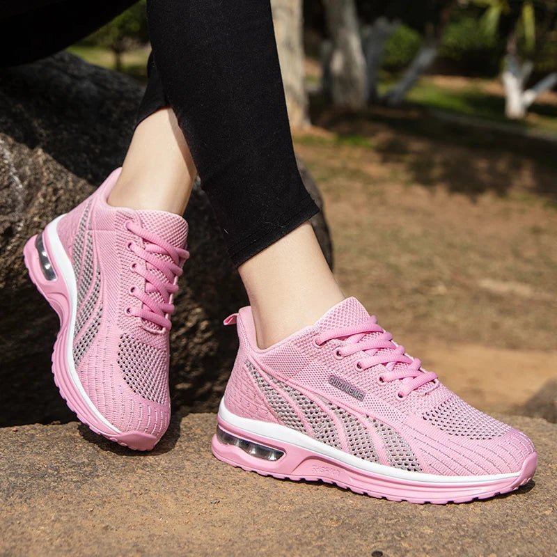 👟 Baskets running femme – Sneakers respirantes à lacets.
