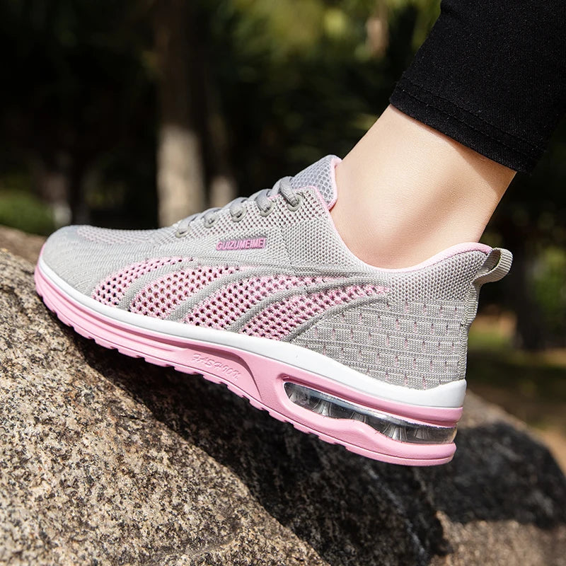 👟 Baskets running femme – Sneakers respirantes à lacets.