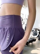 🏋️‍♀️ Ensemble sport femme 2 pièces – Avec short anti-exposition