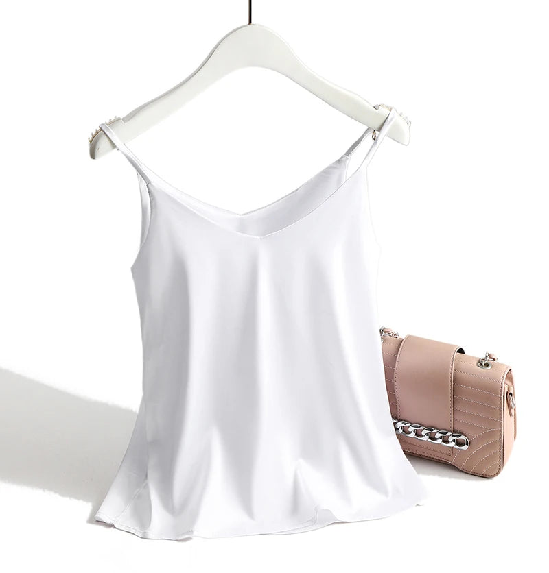 👚 Top satiné femme 2025 – Débardeur col V blanc, style soie été.