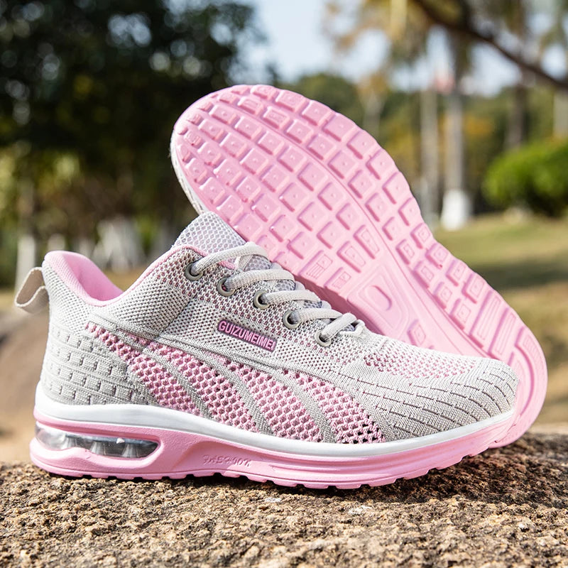 👟 Baskets running femme – Sneakers respirantes à lacets.